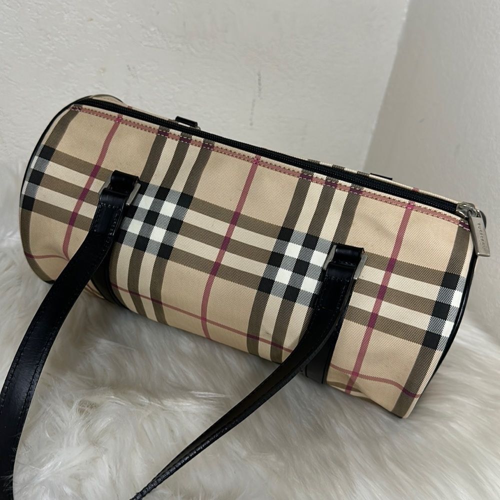 💯Authentic Burberry Papillon Handbag🍀 - Picture 10 of 15